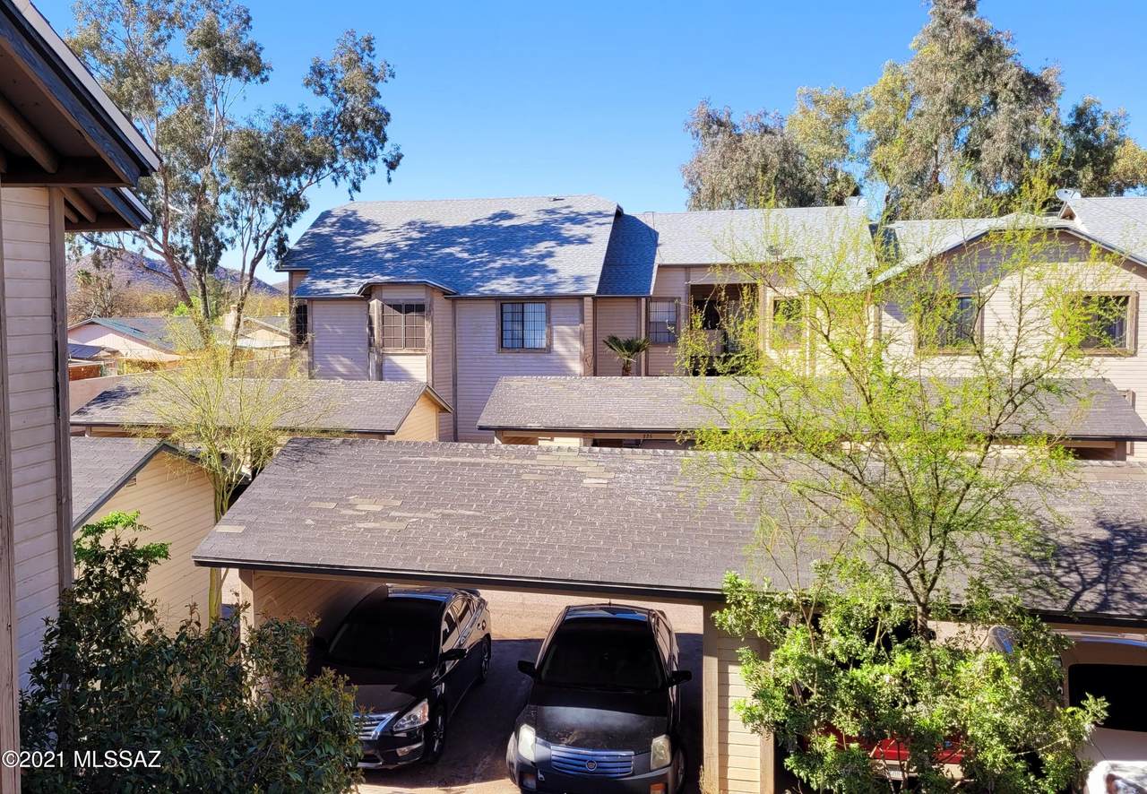 1719 Wood Bridge Court - Photo 1