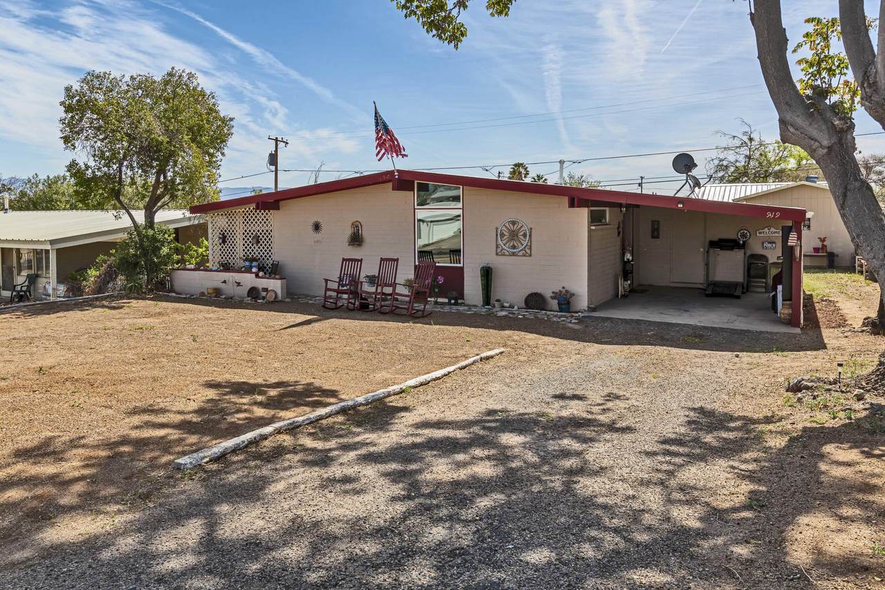 919 Webb Drive - Photo 1