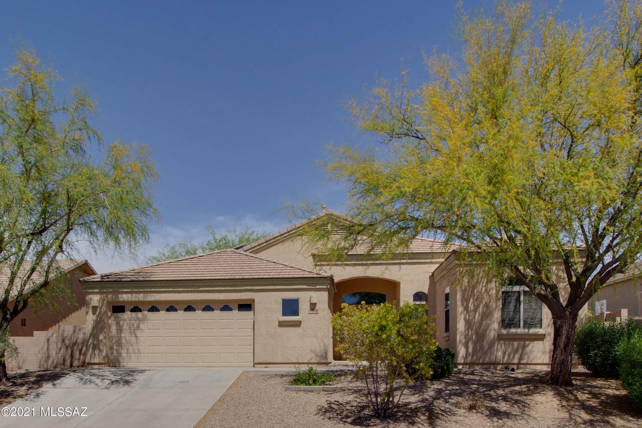 548 Chatfield Street - Photo 1