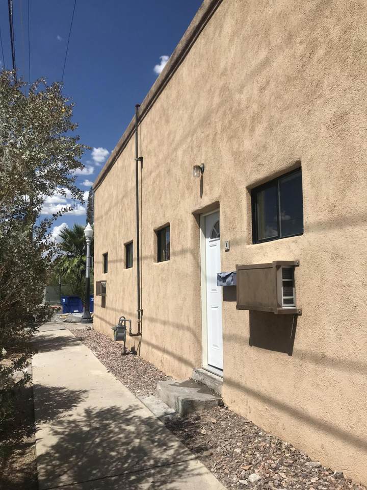 702 9Th Street - Photo 1