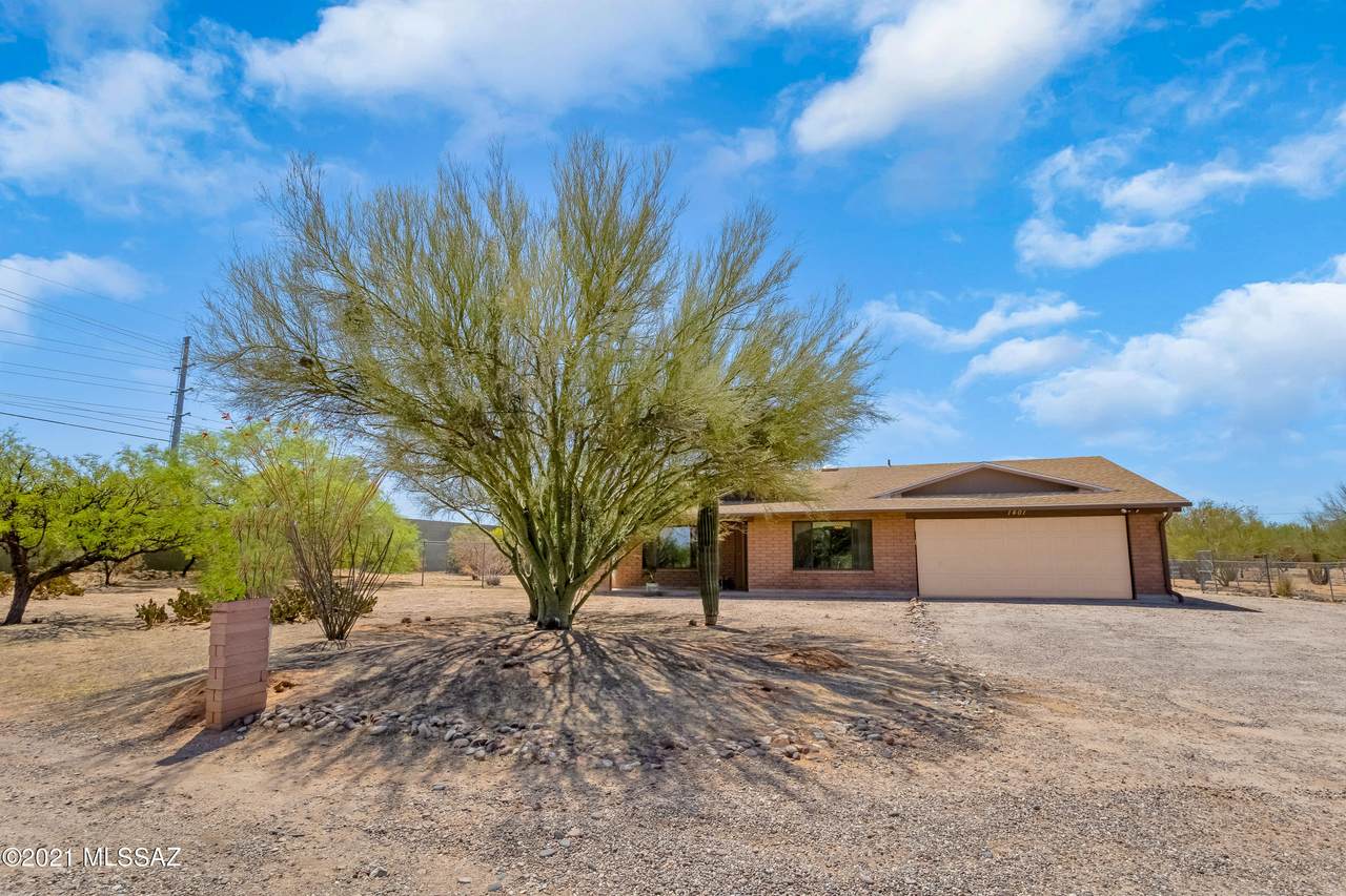 1401 Liddell Drive - Photo 1