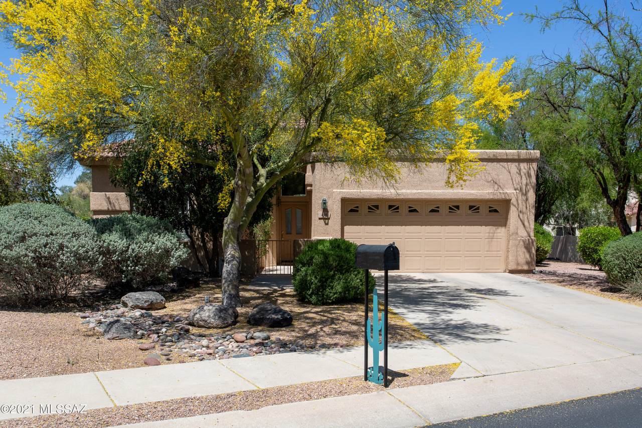 430 Desert Golf Place - Photo 1