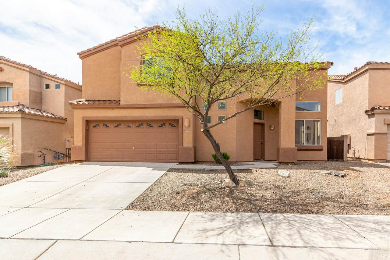 9266 Desert Cove Circle - Photo 1