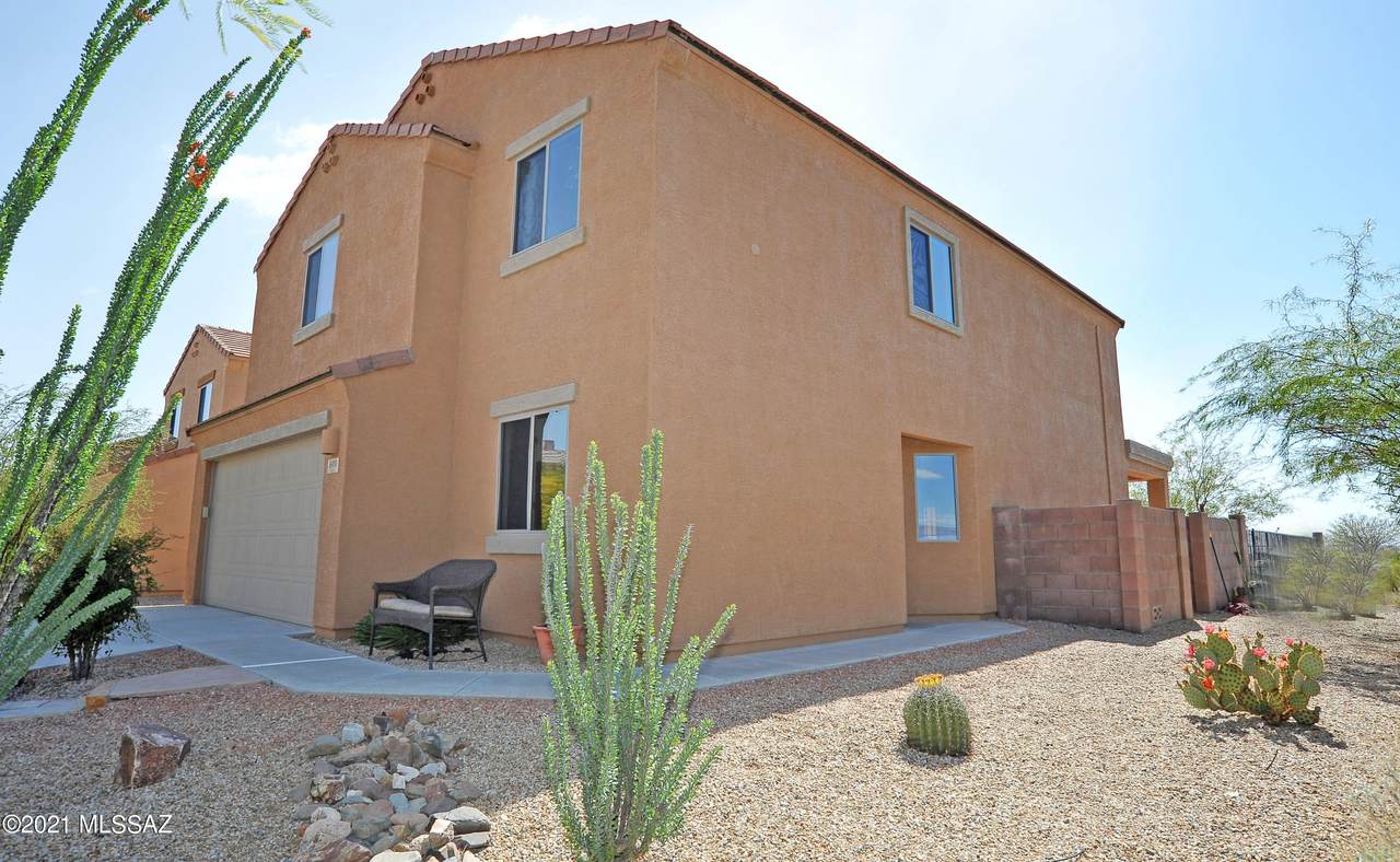 600 Willis Ray Avenue - Photo 1
