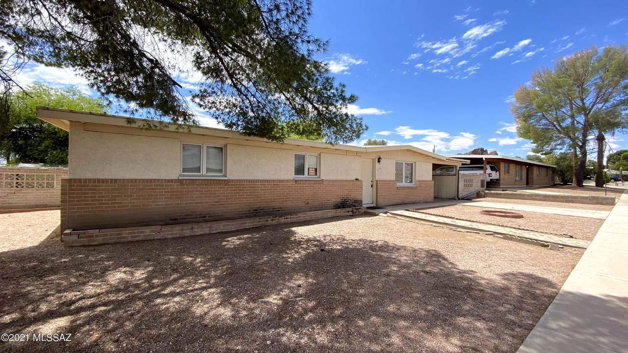 2741 Canada Street - Photo 1