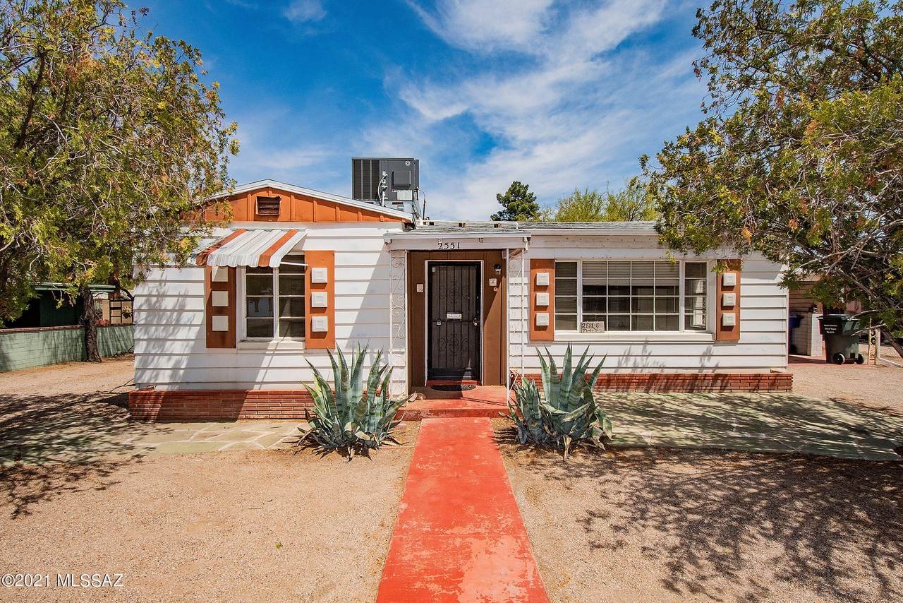 2551 Monte Vista Drive - Photo 1