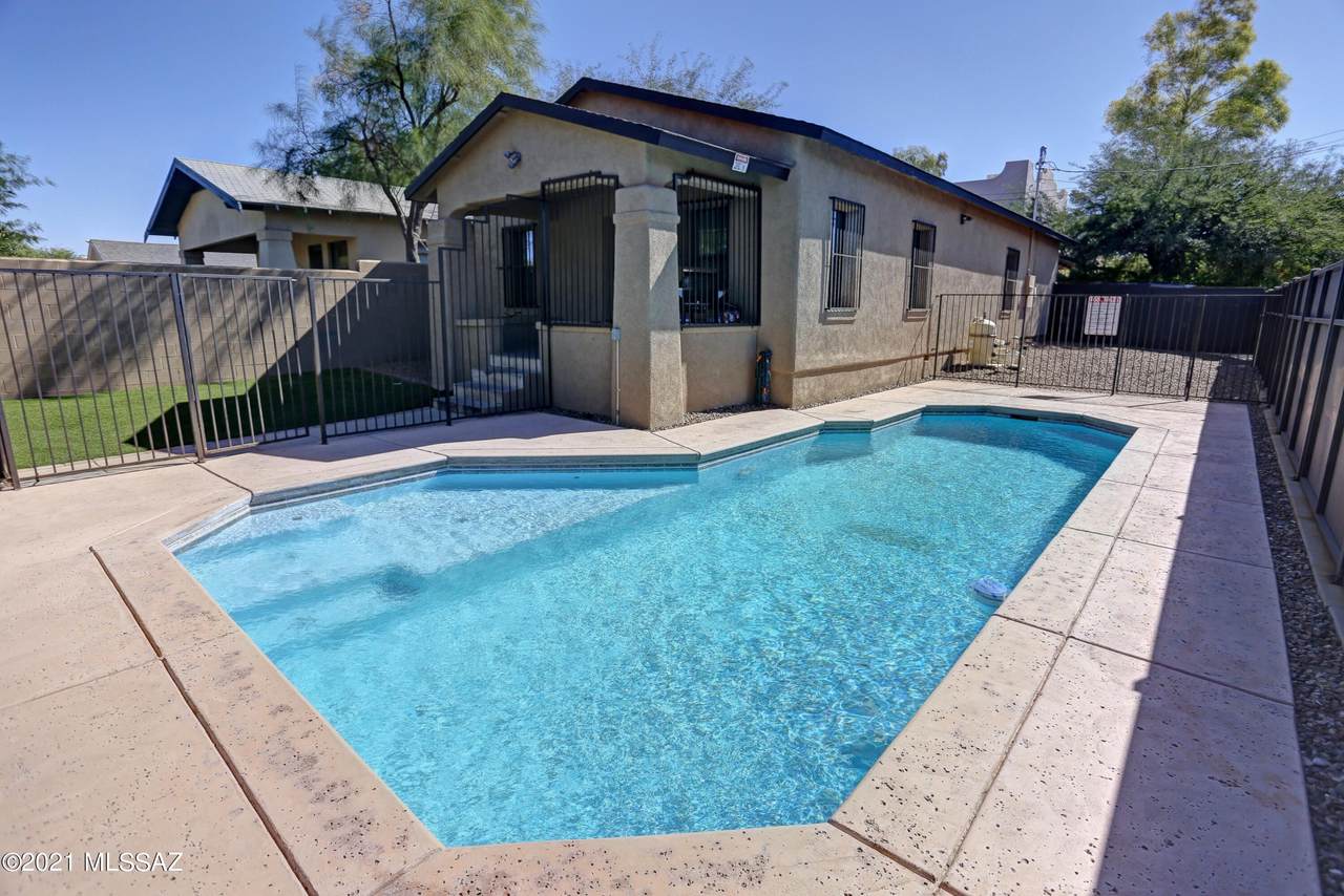 1100 9Th Street - Photo 1