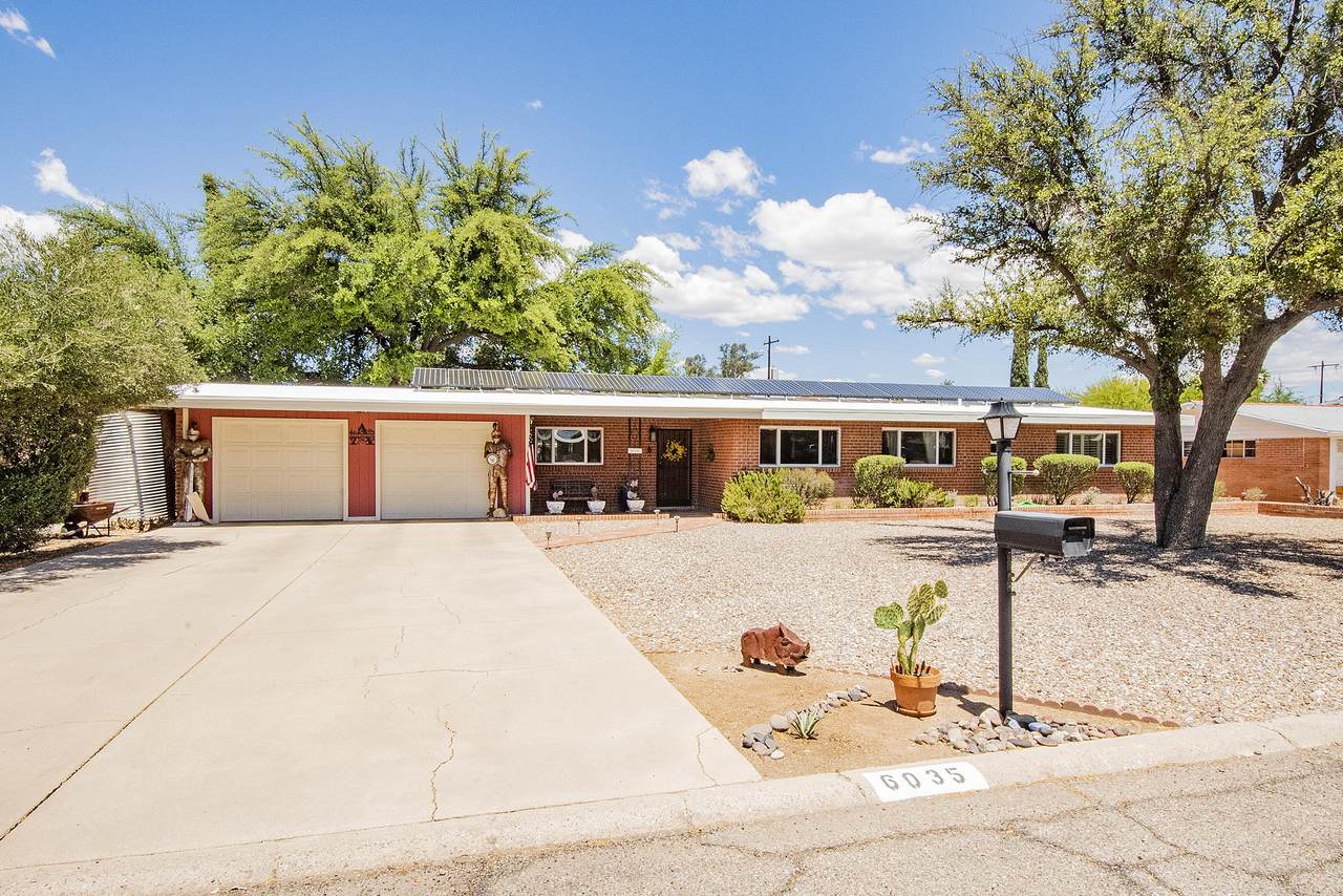 6035 Baker Street - Photo 1