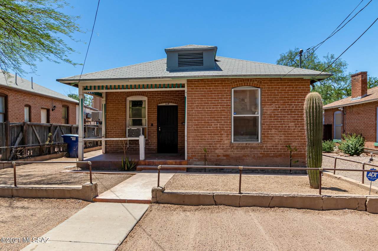 129 3Rd Avenue - Photo 1