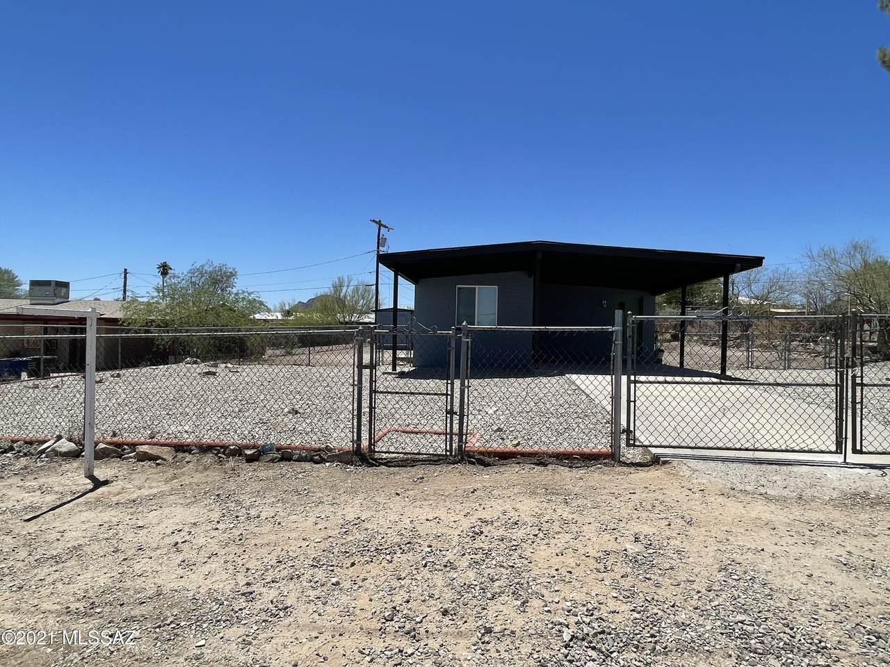 1634 Camino Del Sierra - Photo 1