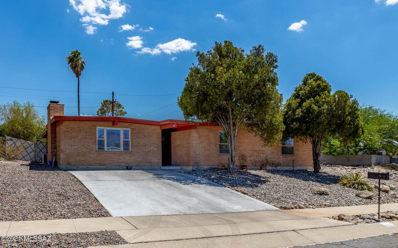 8342 7Th Street - Photo 1