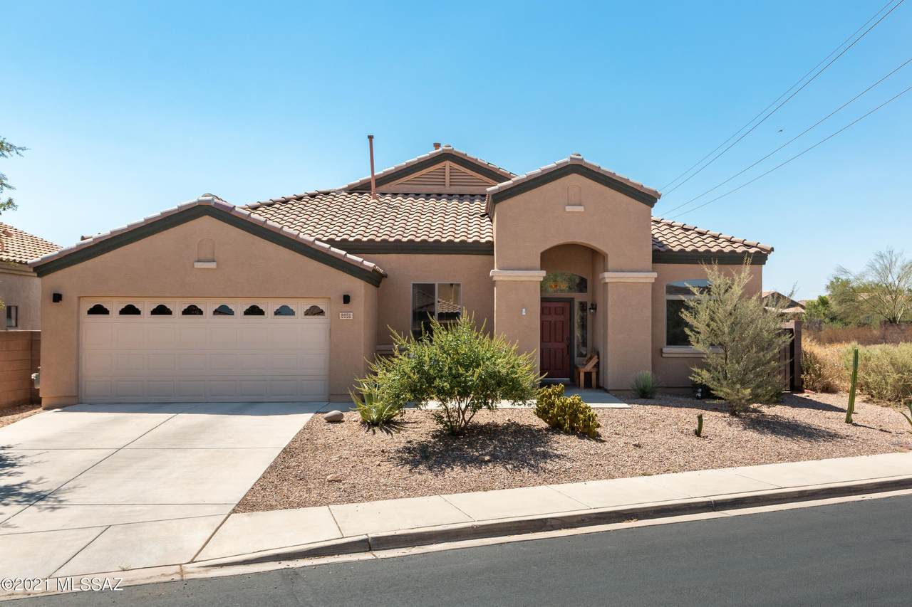 8556 Sand Dune Place - Photo 1
