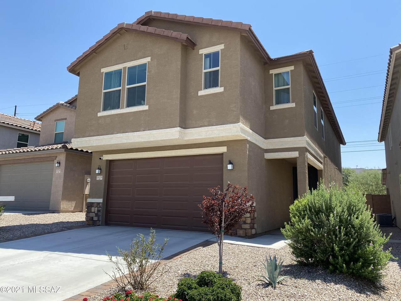 5820 Penembra Court - Photo 1