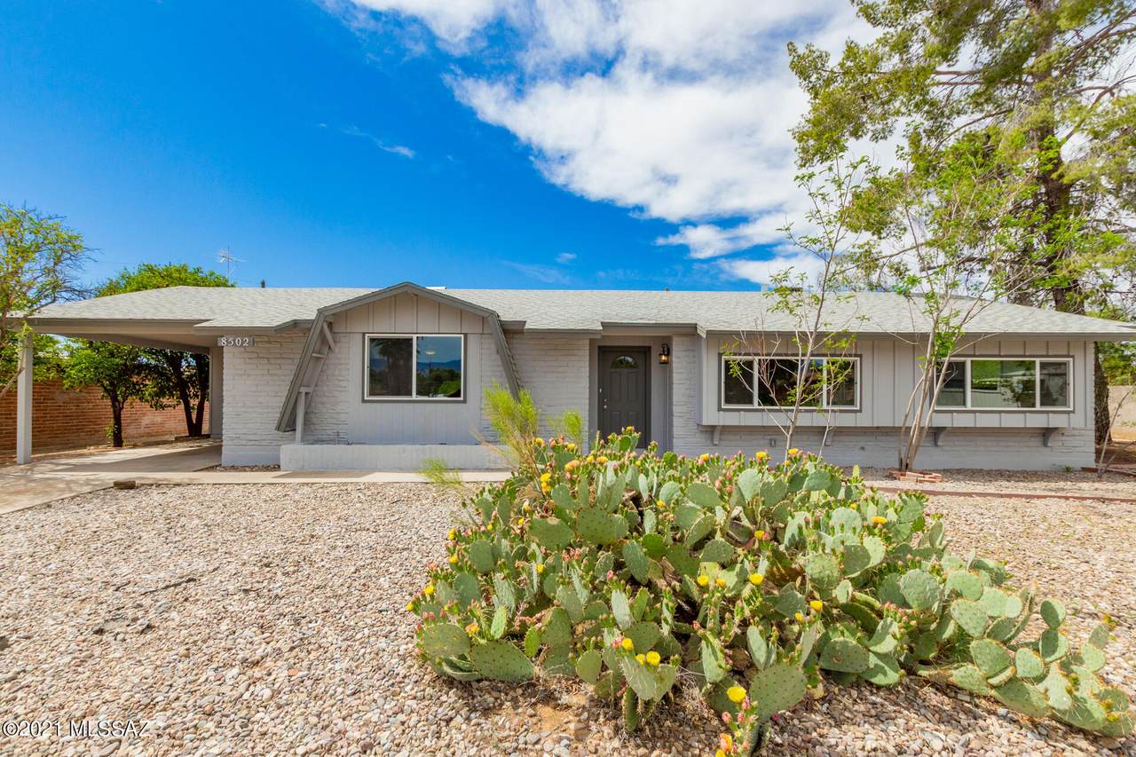 8502 Kent Place - Photo 1
