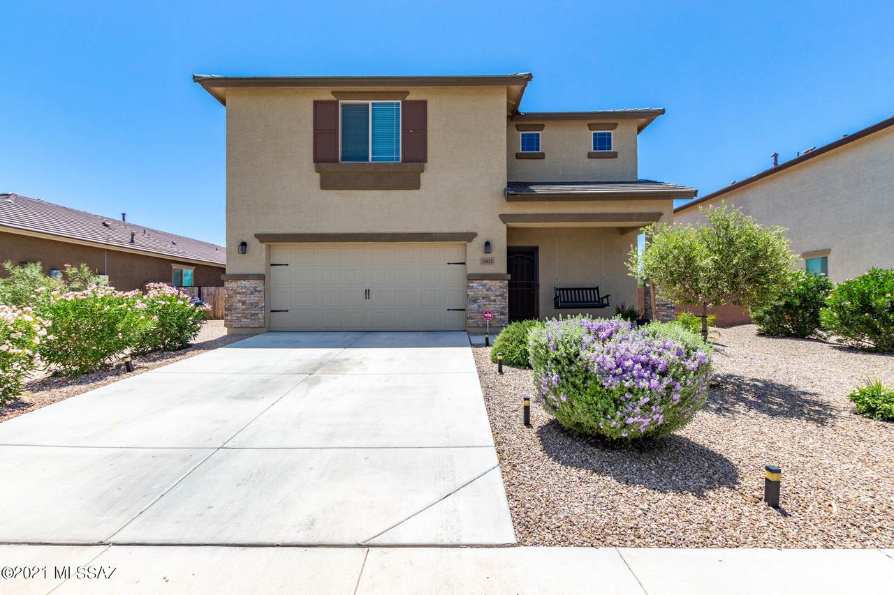 11621 Vanderbilt Farms Way - Photo 1
