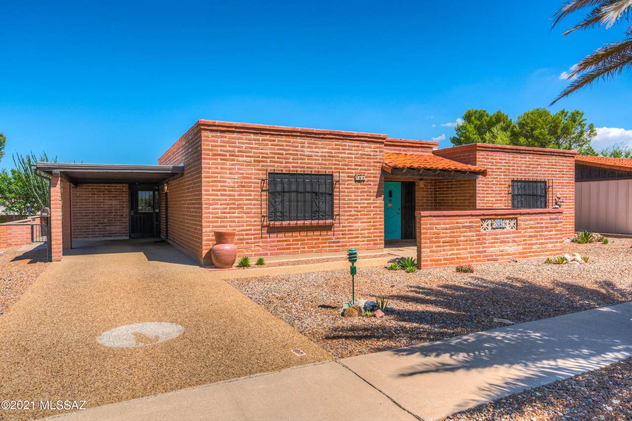 709 Abrego Drive - Photo 1