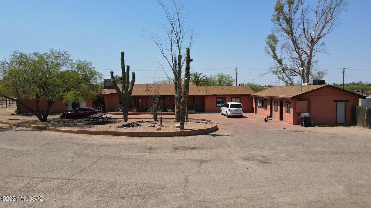 3571 River Road - Photo 1
