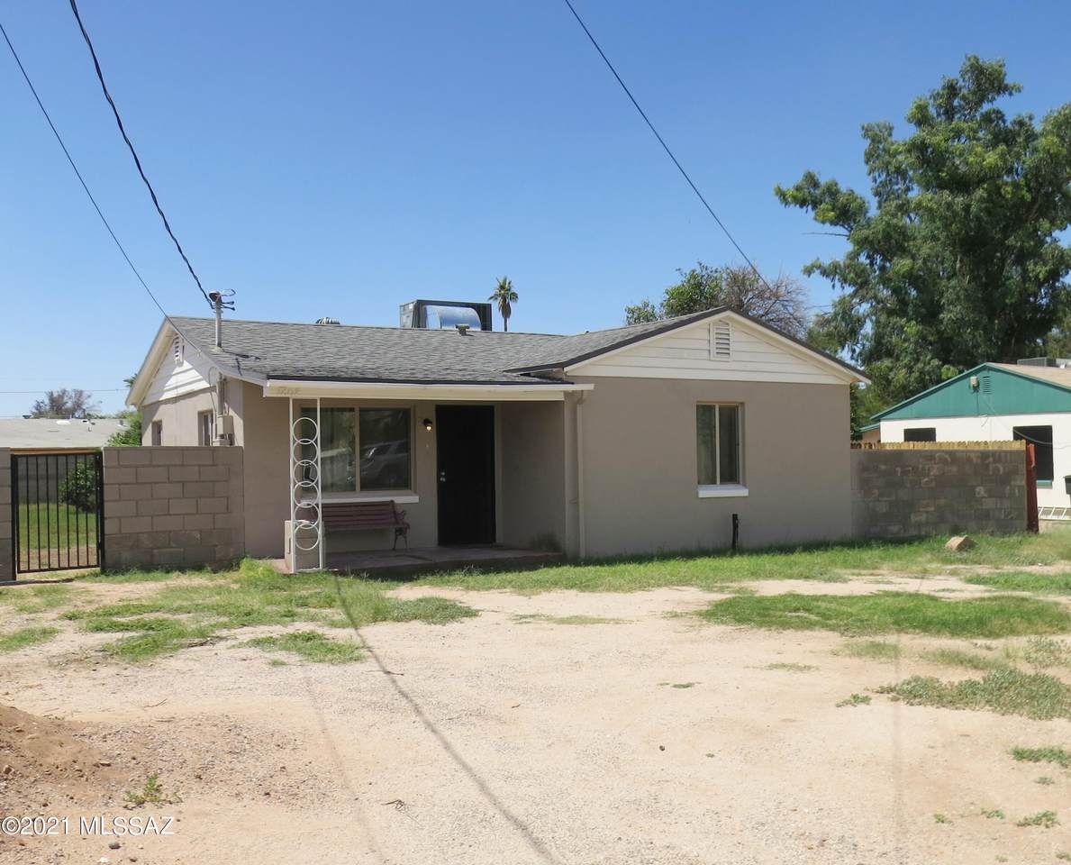 1807 Rosemary Drive - Photo 1
