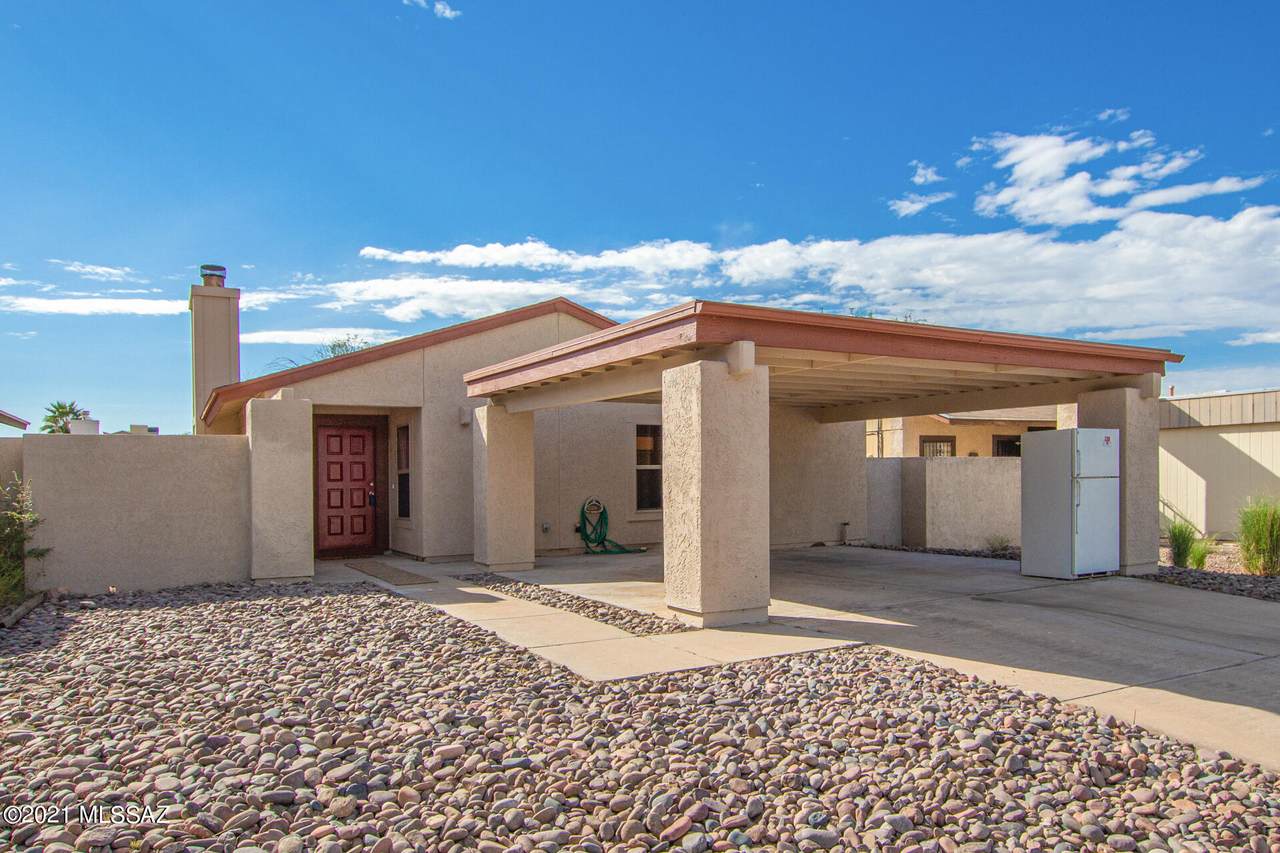 1021 Independence Avenue - Photo 1