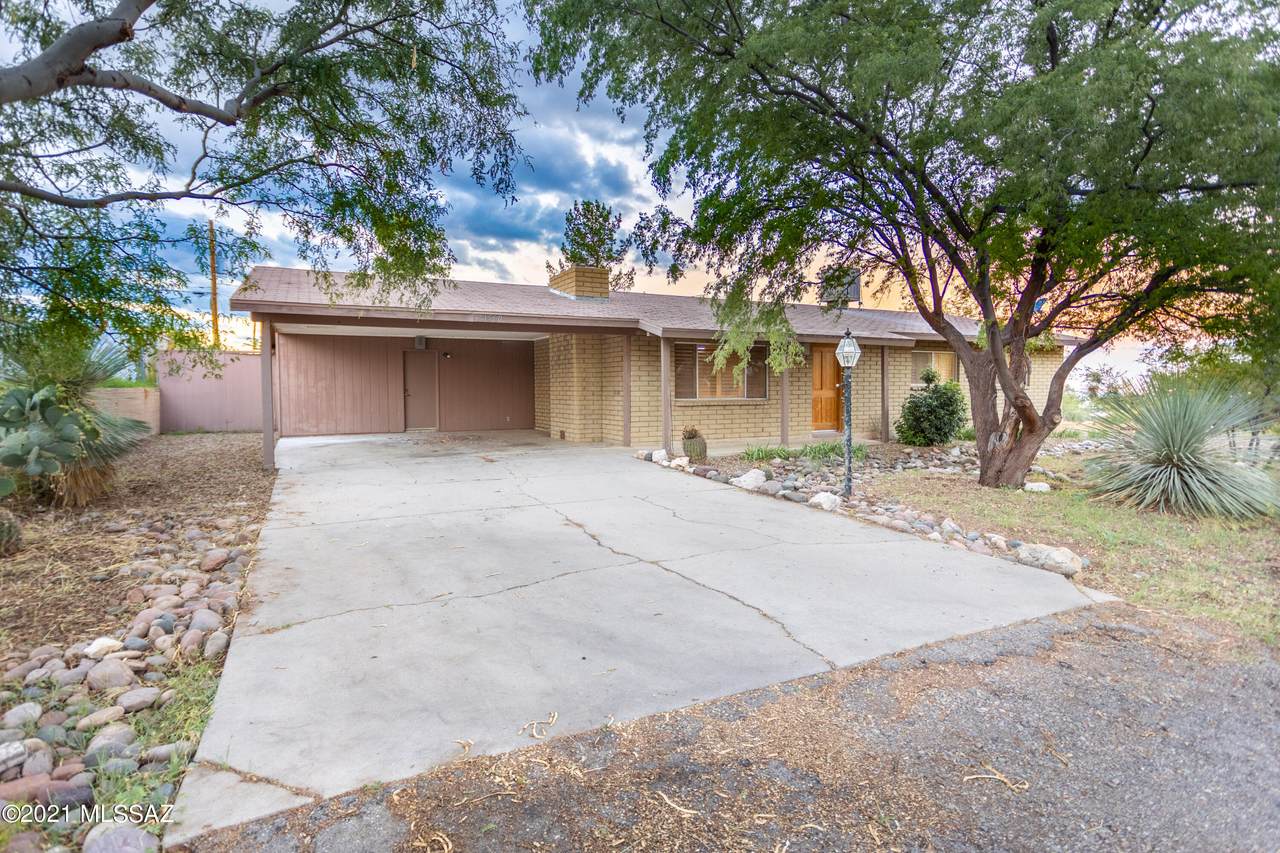 1560 Calle Valencia - Photo 1