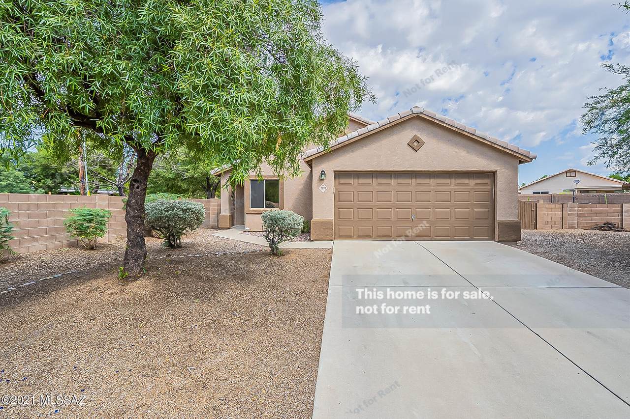 2898 Simplicity Drive - Photo 1