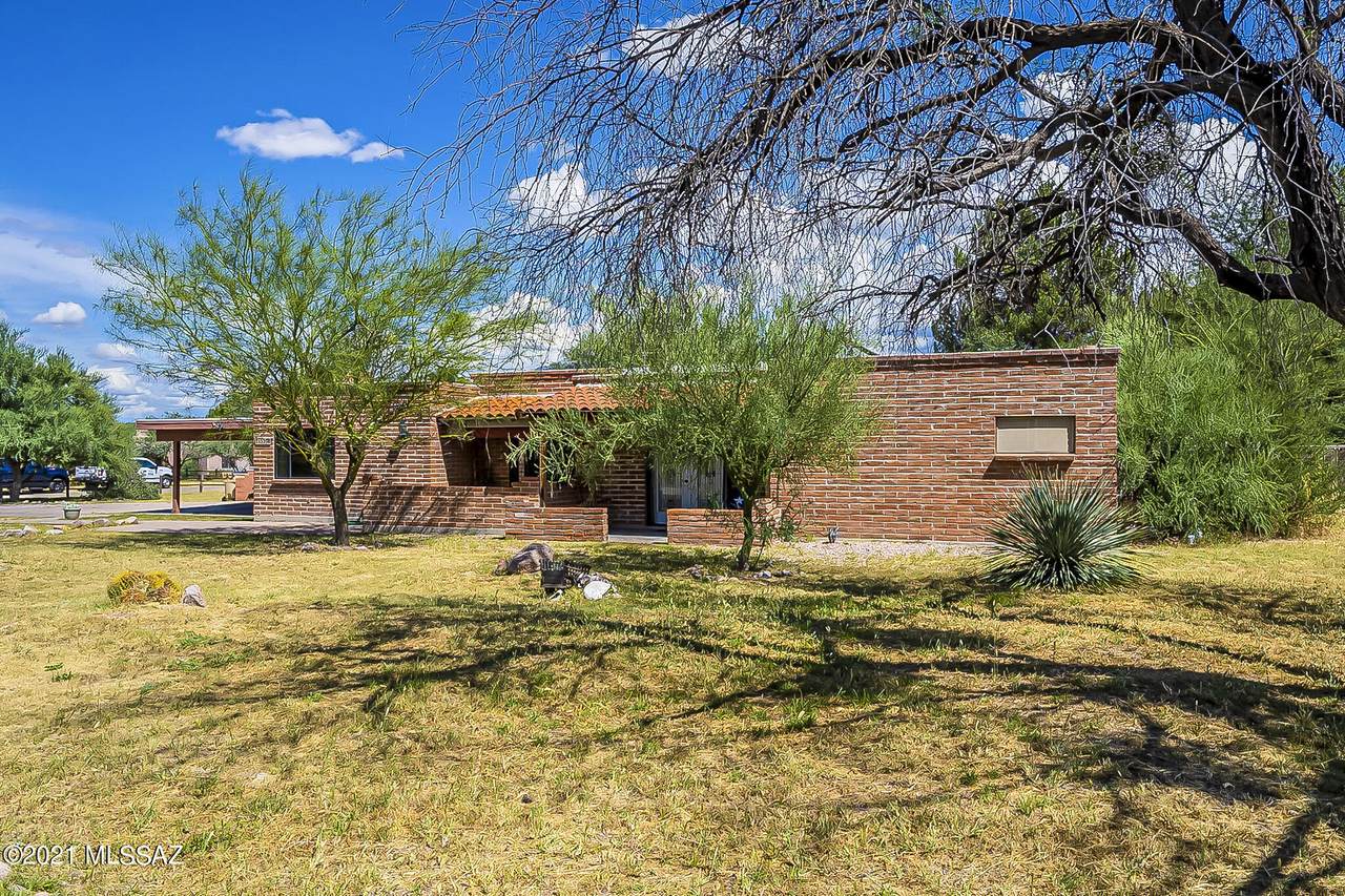 2353 Camino Shangrila - Photo 1