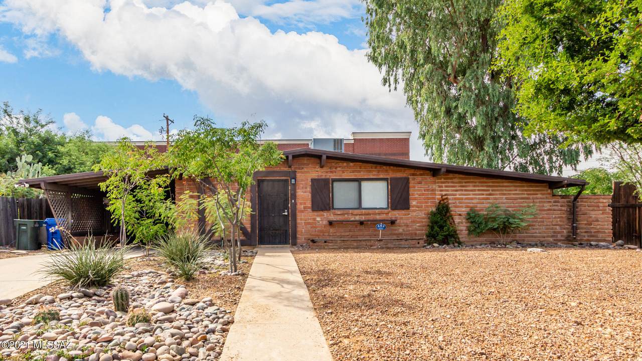 41 Montego Drive - Photo 1