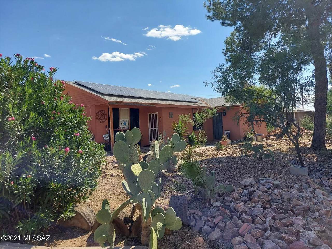 901 Belvedere Avenue - Photo 1