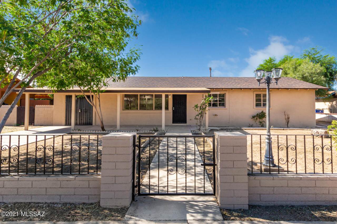6550 Fordham Drive - Photo 1