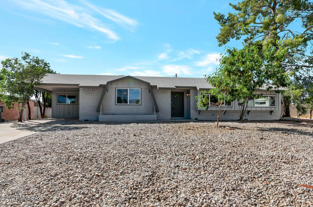 8502 Kent Place - Photo 1