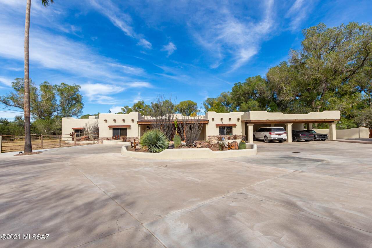 633 Frontage Road - Photo 1