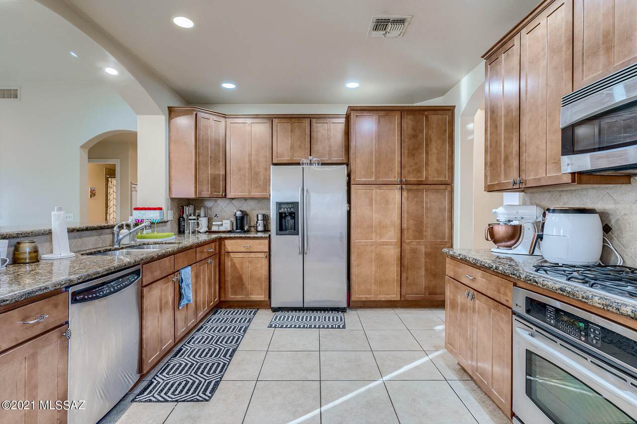 6905 Cloud Road - Photo 1