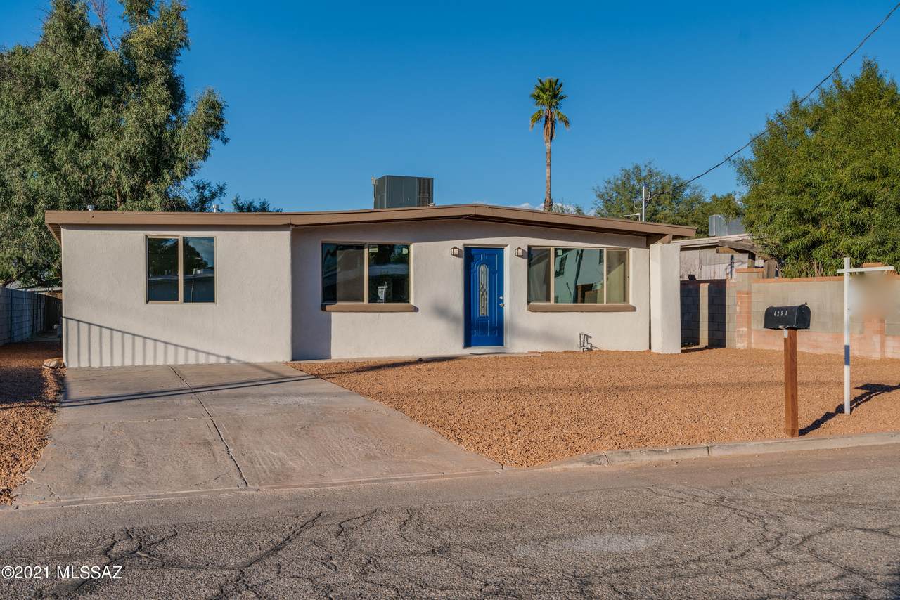 4251 Santa Barbara Avenue - Photo 1