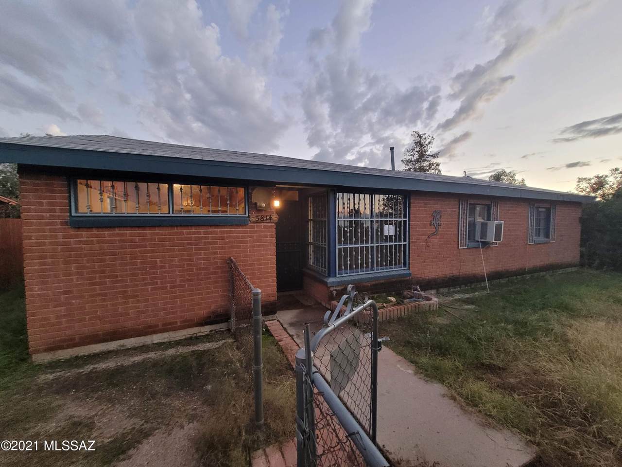 5814 1St Street - Photo 1