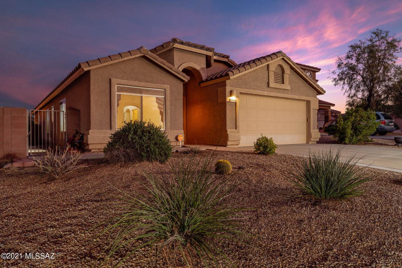 8844 Twin Peaks Brook Road - Photo 1