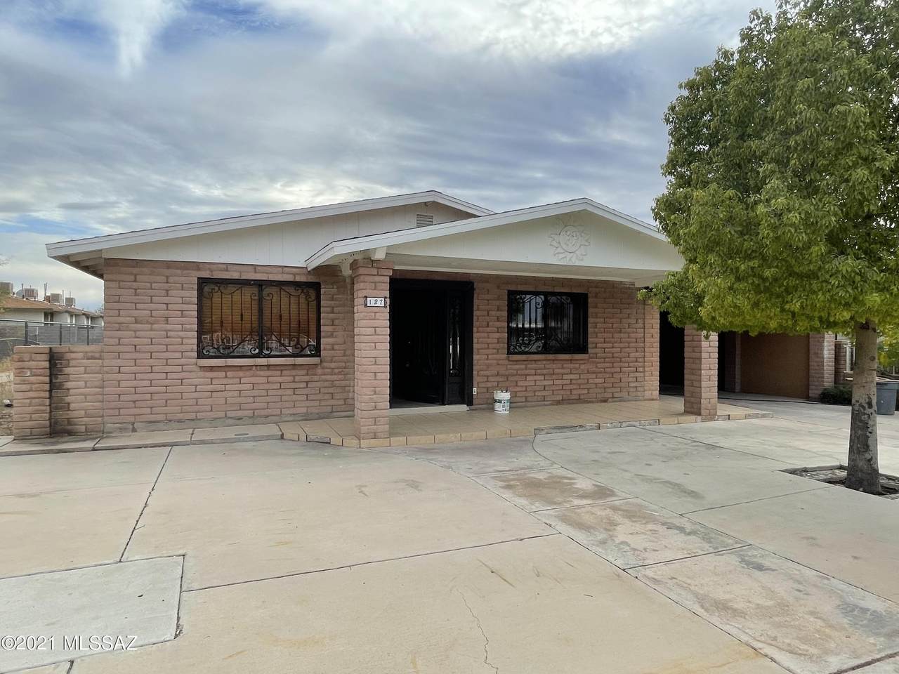 127 Corona Road - Photo 1