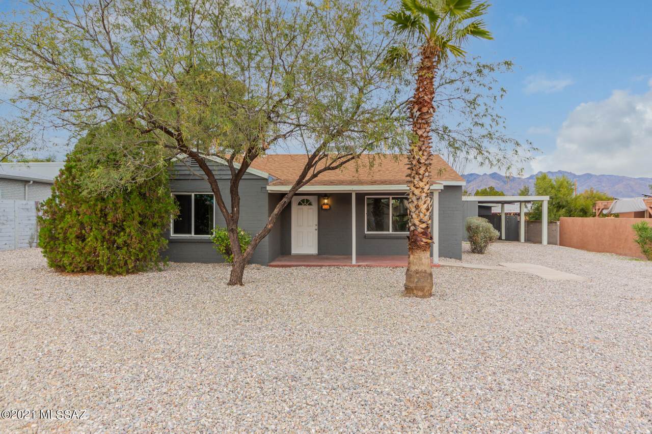 3221 Bellevue Street - Photo 1