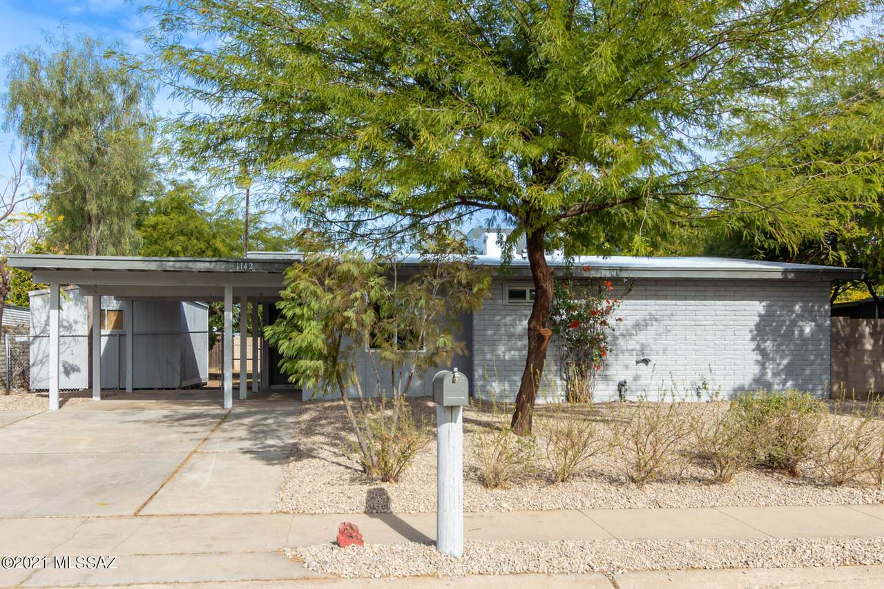 1142 Pelaar Street - Photo 1