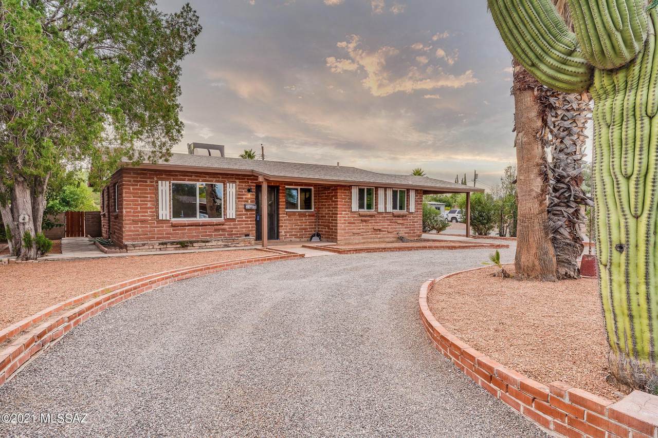 3402 Linden Street - Photo 1