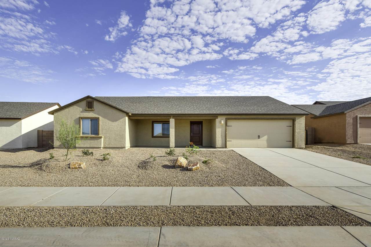 6960 Portugal Avenue - Photo 1