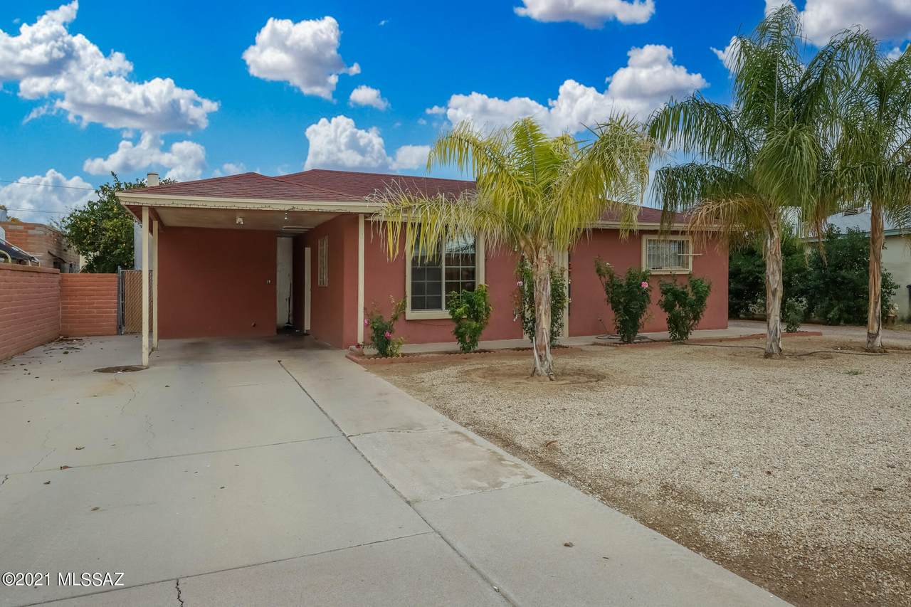 742 Santa Paula Street - Photo 1