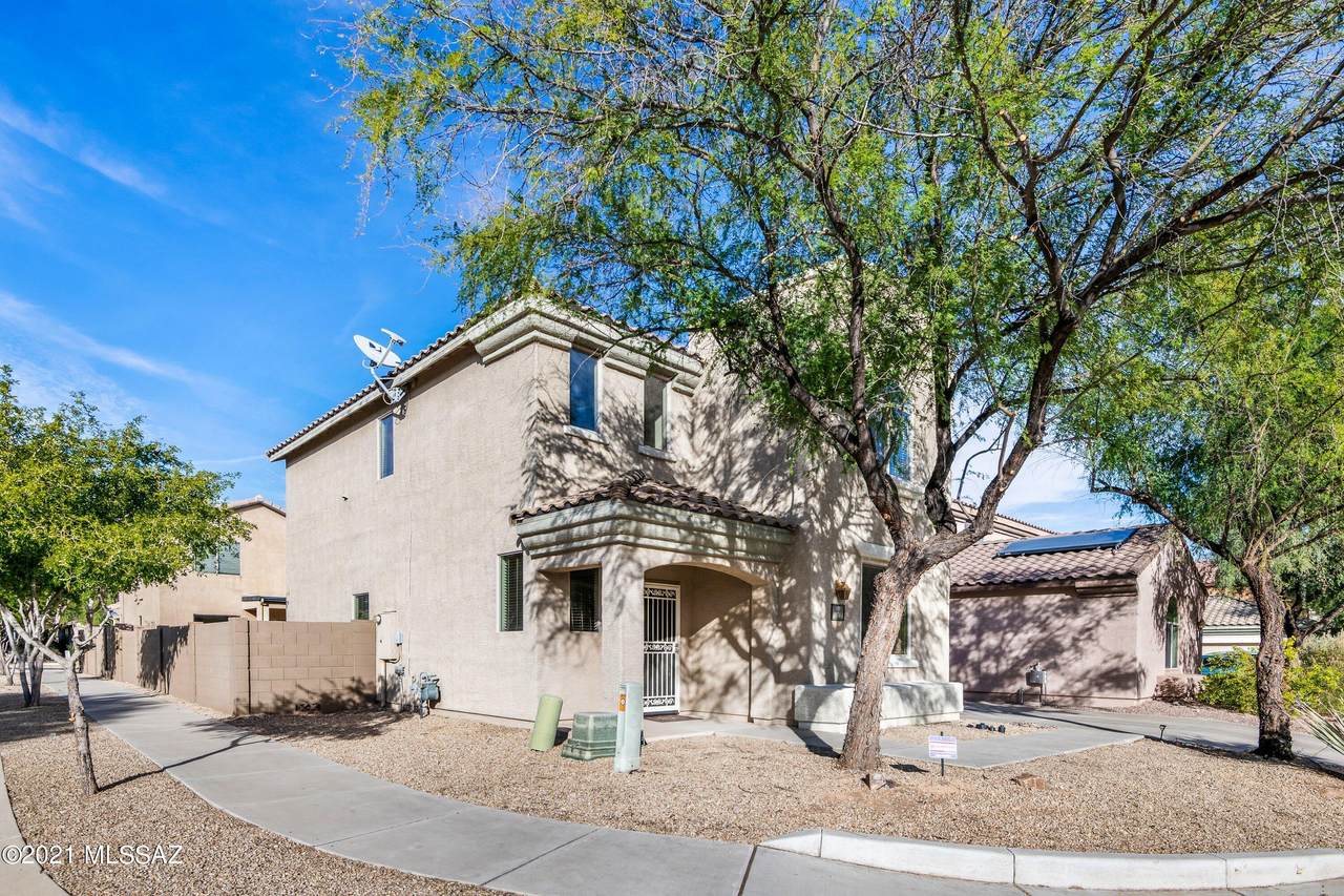 10761 Sanctuary Ridge Lane - Photo 1