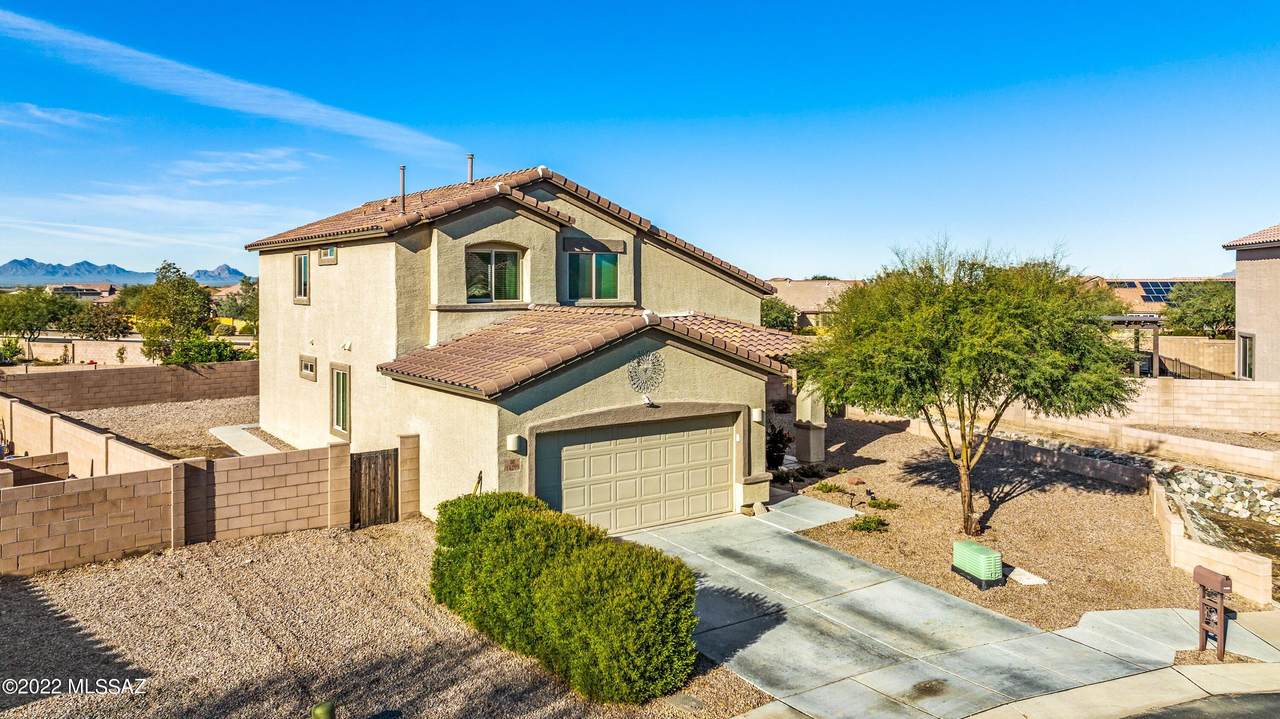14295 Bronze Statue Avenue - Photo 1