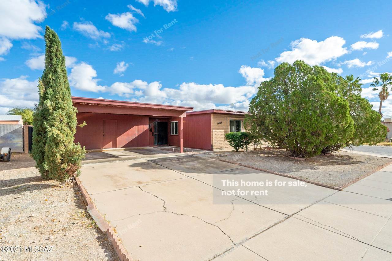 5441 Aleppo Drive - Photo 1