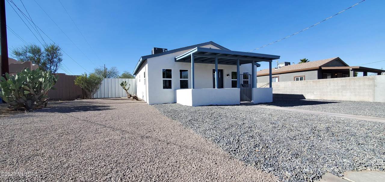 2639 Fontana Avenue - Photo 1