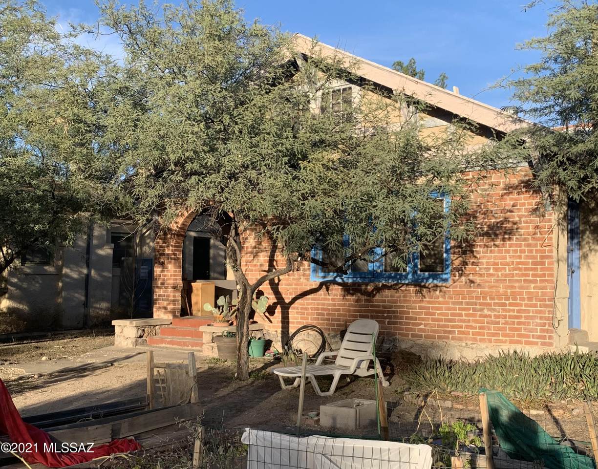 724 2nd Avenue - Photo 1