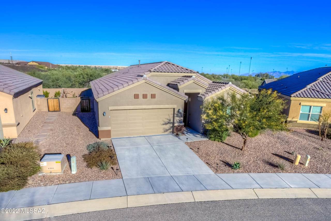 17758 Silent Meadows - Photo 1