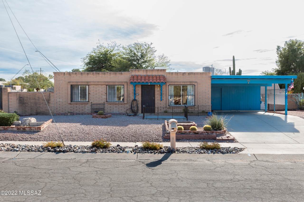 9442 5th Street - Photo 1