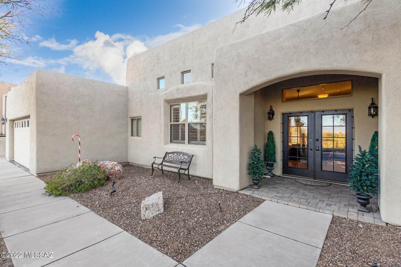 911 Leutea Drive - Photo 1