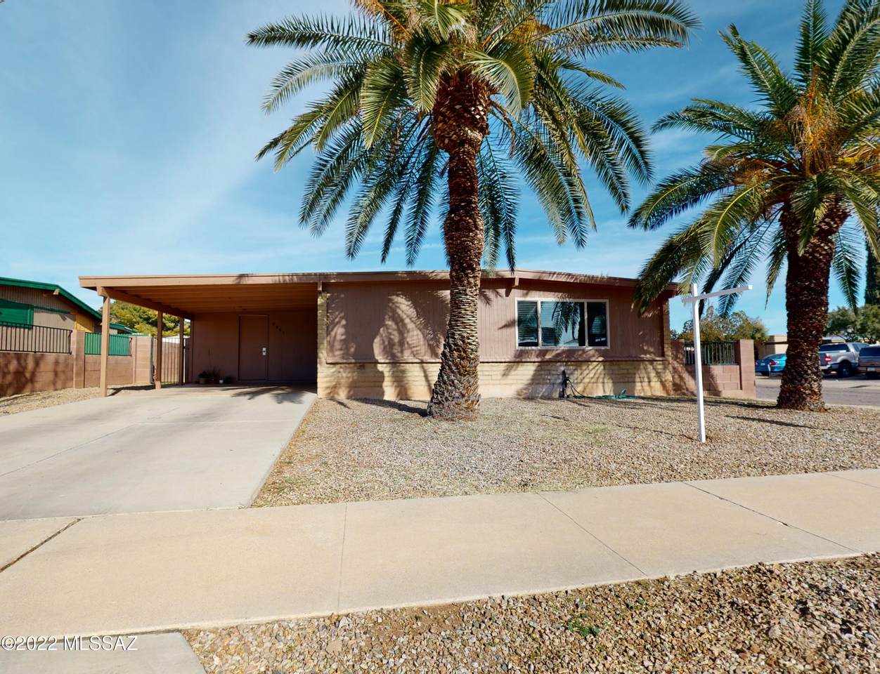 6997 45Th Street - Photo 1